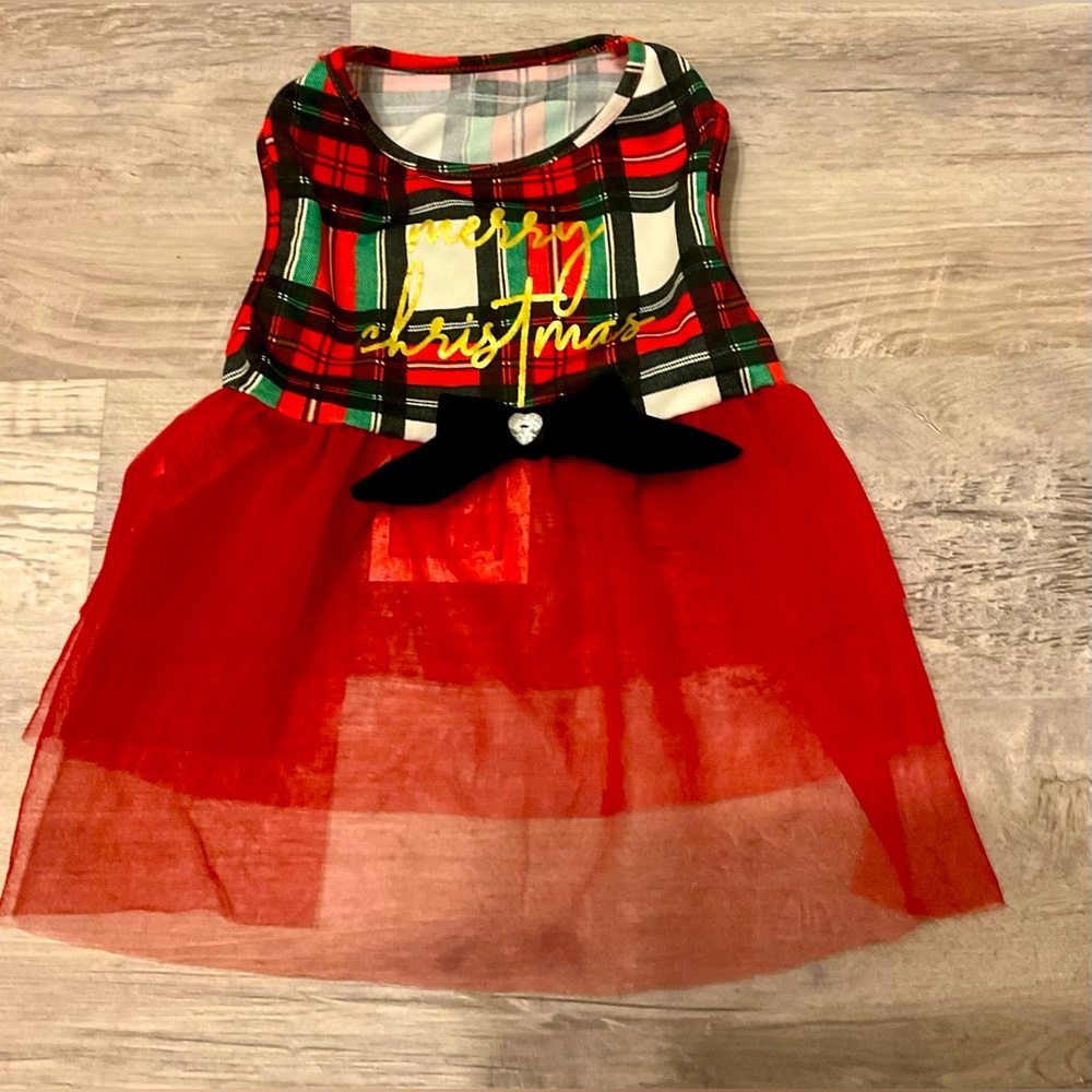 NEW, HOLIDAY CHRISTMAS PET DRESS, MERRY CHRISTMAS, SIZE-L
